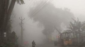 normal-life-of-the-people-is-affected-due-to-the-prevailing-fog-on-yercaud