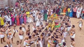 thirumangai-king-vedupari-utsavam-at-srirangam-ranganatha-temple