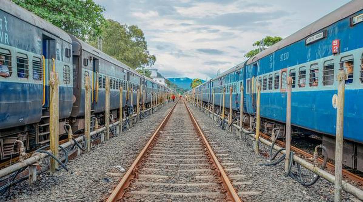  கோவை மேட்டுப்பாளையம் – திருநெல்வேலி இடையிலான வாராந்திர சிறப்பு ரயில் ஜன. 29 வரை நீட்டிப்பு | Coimbatore Mettupalayam-Tirunelveli weekly special train extension till Jan.29