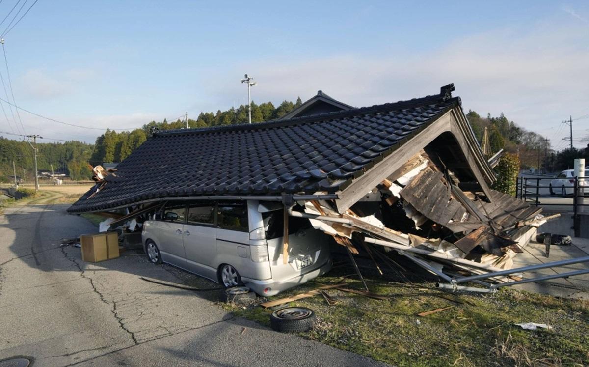 Japan Earthquake |  13 dead: Tsunami warning withdrawn – teams rush to assess damage