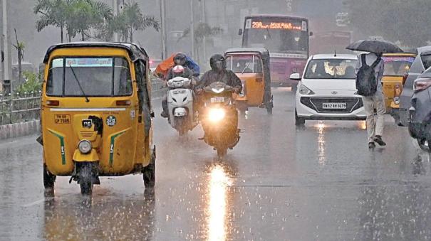 Sudden rain in Chennai and suburbs