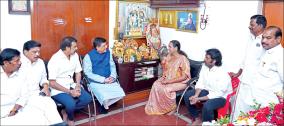 piyush-goyal-visits-vijayakanth-house