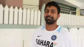 there-is-no-match-for-dhoni-praveen-kumar-praises-captaincy