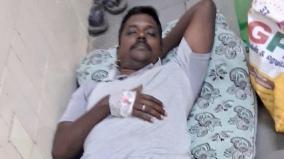 puducherry-govt-hospital-treating-as-i-lying-on-floor-changed-to-bed-due-to-minister-s-intervention