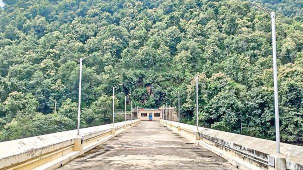 Tourists coming to Sothuparai Dam are disappointed