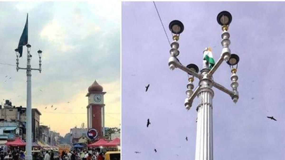 बेंगलुरु में बीजेपी के विरोध के चलते हटाया गया मुस्लिम झंडा |  बेंगलुरु में बीजेपी के विरोध के चलते मुस्लिम झंडा हटाया गया