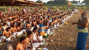 devotees-worship-their-forefathers-in-vaigai-river-on-the-occasion-of-thai-amavasai