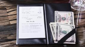 man-who-ate-for-rs-2650-tipped-rs-8-lakh-interesting-in-an-american-restaurant