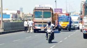 traffic-snarls-at-tn-border-due-to-vehicular-monitor-on-national-highway-hosur