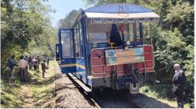 a-mountain-train-derailed-near-uthagai
