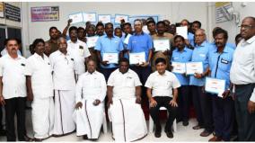 awarding-gold-and-silver-coins-to-govt-bus-drivers-for-accident-free-work-tn-govt