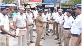 providing-water-and-buttermilk-to-traffic-police-in-madurai