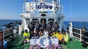 pakistani-boat-seized-with-drugs-worth-rs-480-crore-off-gujarat-coast-6-arrested
