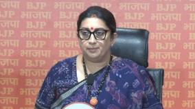 smriti-irani-corners-rahul-gandhi-for-his-double-stand-on-arvind-kejriwal