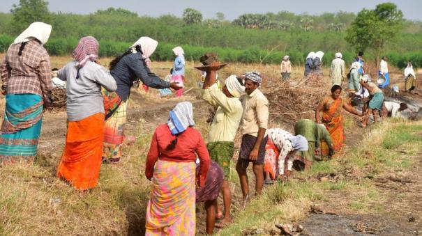 MGNREGA wages get a 3-10 percent hike, average pay to go up by rs.28 per day