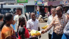 100-percent-vote-registration-official-invite-voters-on-nachiyar-koil-by-distributing-tambulam