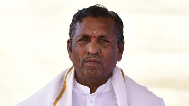 Karnataka Congress legislators oppose ticket to minister muniyappa relative