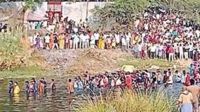 ariyakka-periyakka-festival-devotees-worship-goddess-vidya-by-lighting-5-tonnes-of-camphor