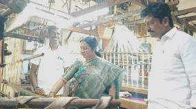 bjp-candidate-radhika-collected-votes-by-operating-a-power-loom-in-aruppukottai