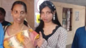 young-voter-came-to-puducherry-from-singapore-for-cast-her-vote