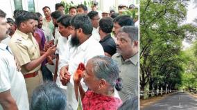 protest-against-felling-of-roadside-trees-on-anaimalai-people-s-blockade
