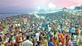 chitra-pournami-thousands-of-devotees-gathered-on-thiruchendur-beach