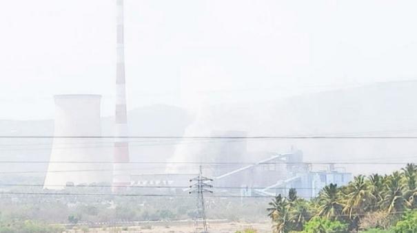 Ash from the Mettur Thermal Power Plant has Spread into the Air