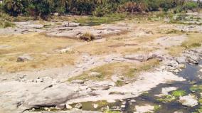 due-to-intense-summer-heat-the-water-level-of-krishnagiri-dams-continues-decline