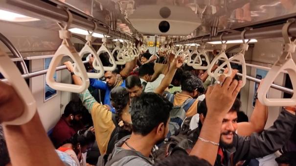 Adequate AC facility level should be ensured in metro trains