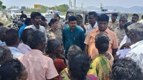 citizens-tried-to-block-road-near-gingee-to-condemn-vao-tahsildar-investigation
