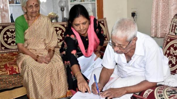28000 senior citizens to vote from home in Andhra Pradesh