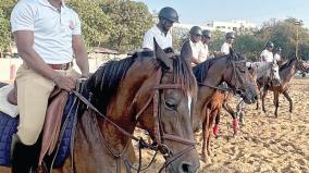 traditional-chennai-police-cavalry