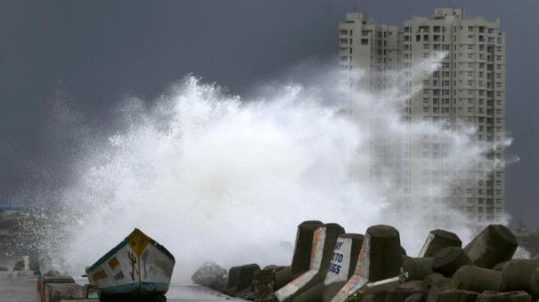 High Sea Waves Alert Across Indian Coastal Regions from May 4-6