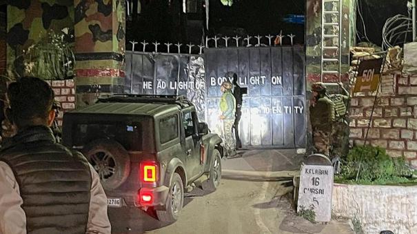 Terrorists attack IAF security vehicle in Jammu Kashmir 5 soldiers injured