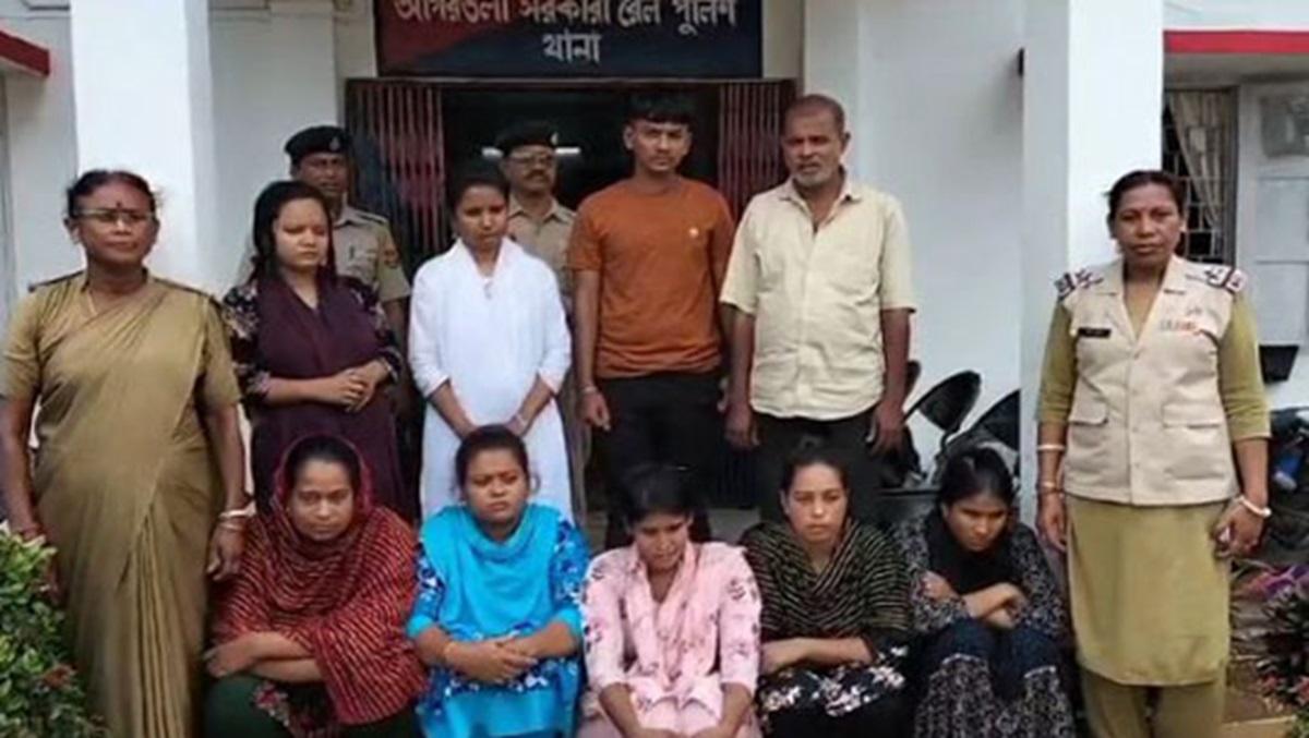  வங்கதேசத்தில் இருந்து சட்டவிரோதமாக இந்தியாவுக்குள் ஊடுருவிய 8 பேர் திரிபுராவில் கைது | 8 people who entered India illegally from Bangladesh arrested in Tripura