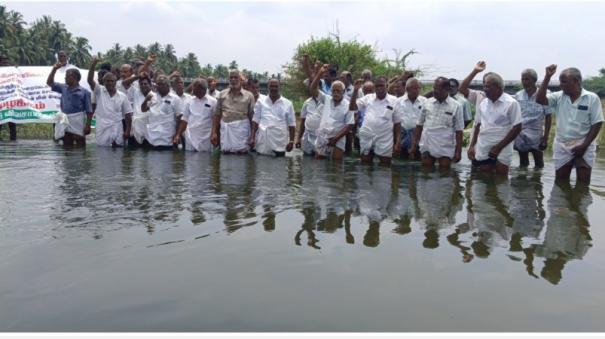 Govt Opening water for corporate needs: Farmers protest in Amaravati river
