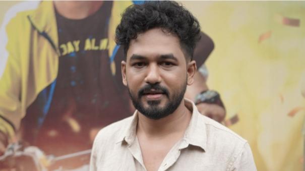 HipHop aadhi going to a world tour