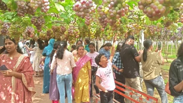 Due to announcements of heavy rains in Kerala, the number of tourists coming to Theni