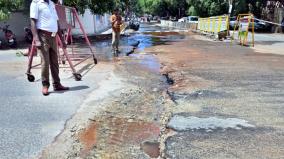 sudden-pothole-on-coimbatore-road