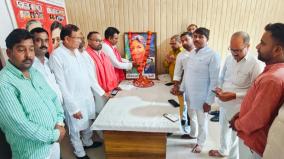 phoolan-devi-death-anniversary-bahujan-samaj-party-cadres-tribute-in-up