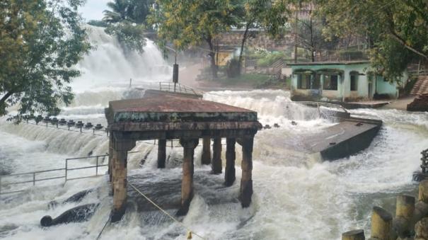 Incessant Rain on Kanyakumari: Thiruparappu Waterfalls itself is Gushing Water without Recognition