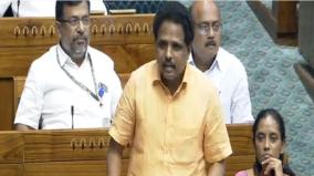 the-glory-of-abolishing-the-railway-budget-goes-to-bjp-su-venkatesan