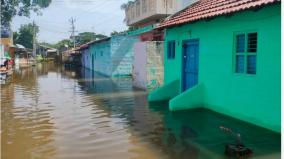 cauvery-floods-engulfing-house-areas-in-bhawani-and-kodumudi