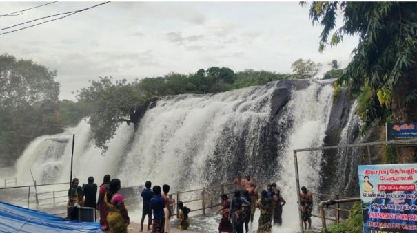 Tourists allowed at Thirparappu Falls