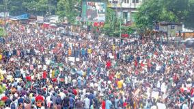 bangladesha-hindus-flocking-to-indian-borders