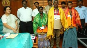 madurai-rs-10-000-found-on-dustbin-handed-over-to-owner-by-cleanliness-workers