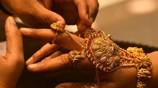 Gold price soars little in Chennai: Today's pricing