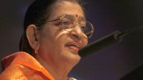 singer-p-susheela-admitted-in-hospital