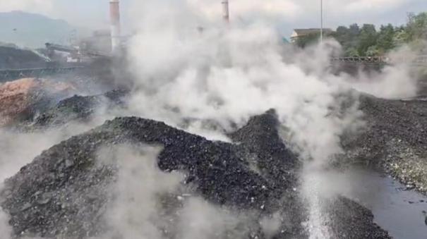 Mettur Thermal Power Plant Employees Suffer Due to Sudden Smoke