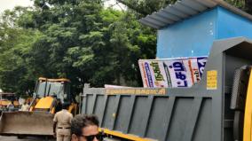 removal-of-encroachments-on-puducherry-east-coast-road-traders-argue-with-officials